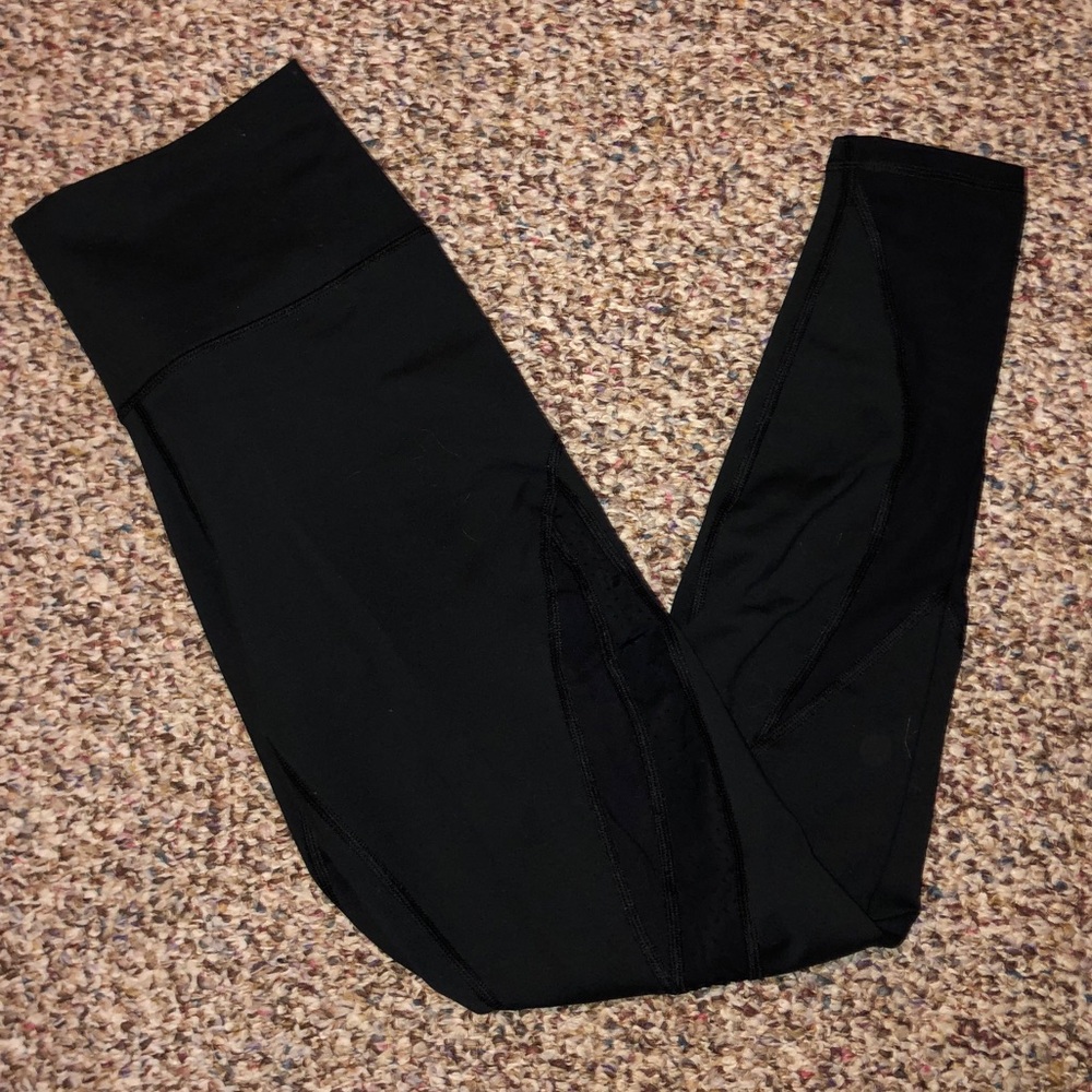 black aerie leggings with mesh detail